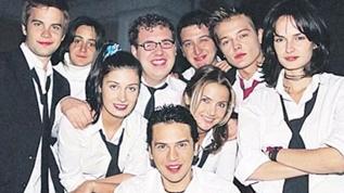 Bir zamanların en popüler dizisiydi… Lise Defteri oyuncularına bir de şimdi bakın!