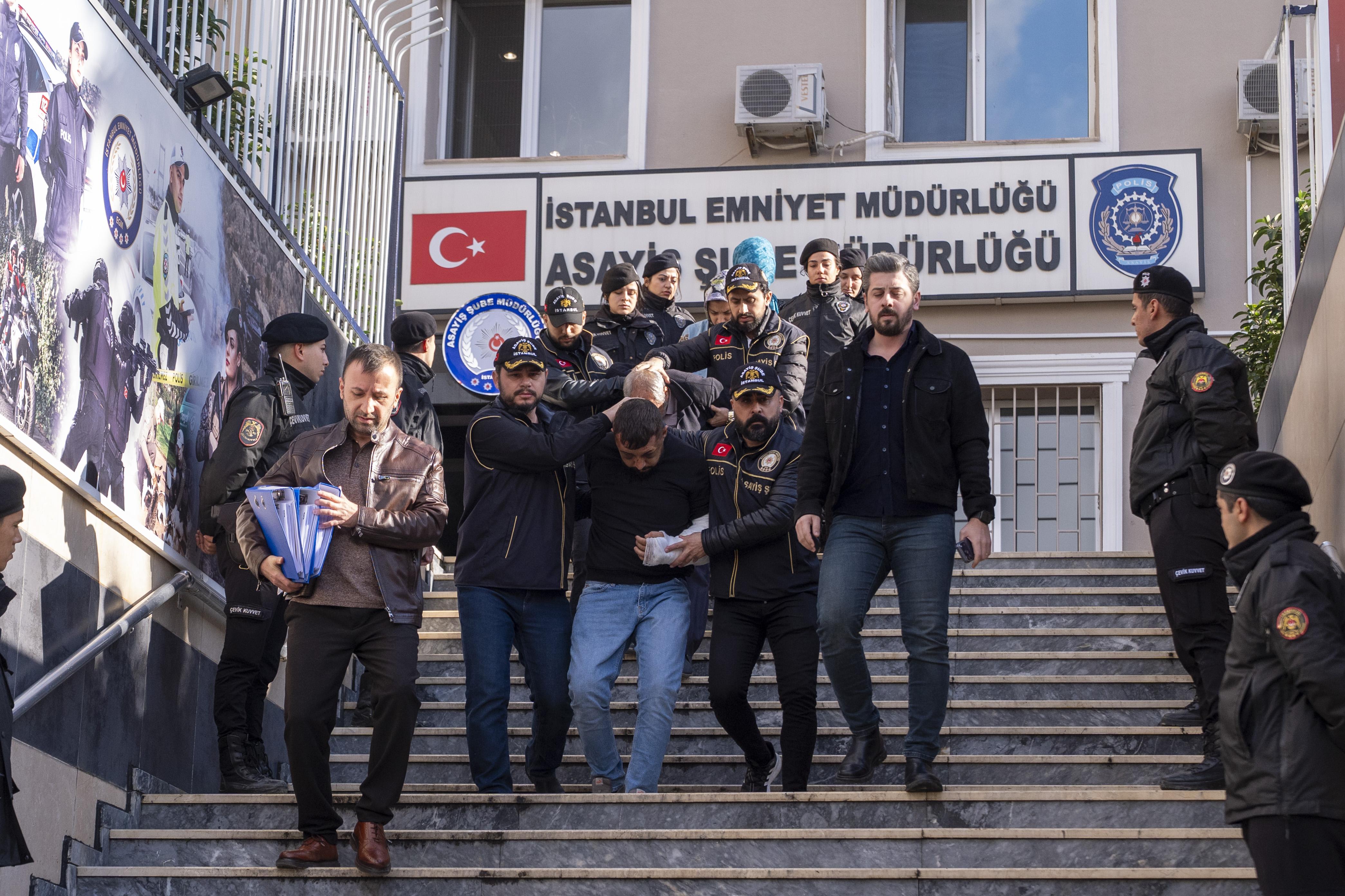 Bir polis şehit olmuştu! Gözaltına alınan 5 şüpheli tutuklandı