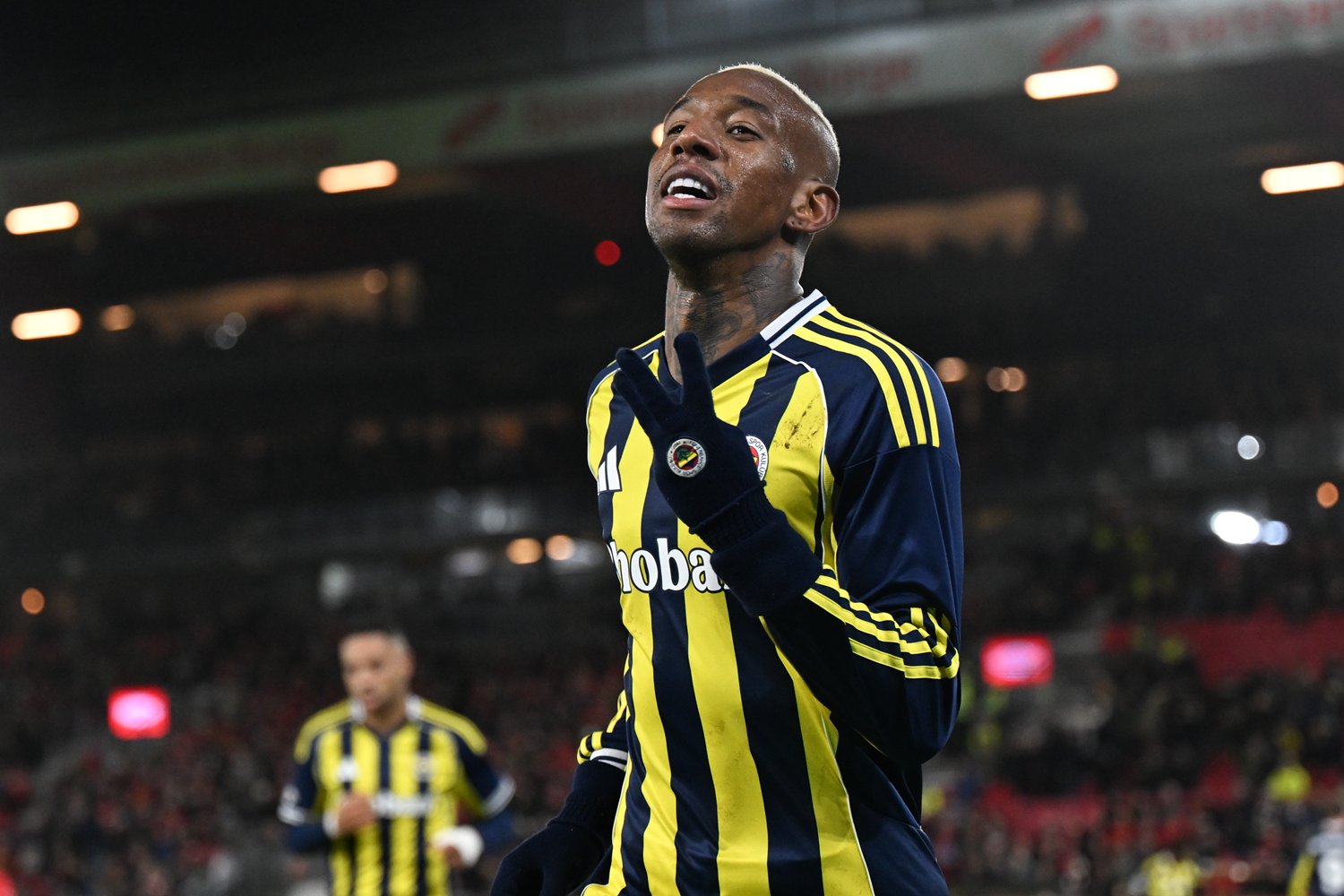 Fenerbahçe'nin hat-trick kahramanı Talisca! ''Hedefimiz tüm kulvarlarda zirve''