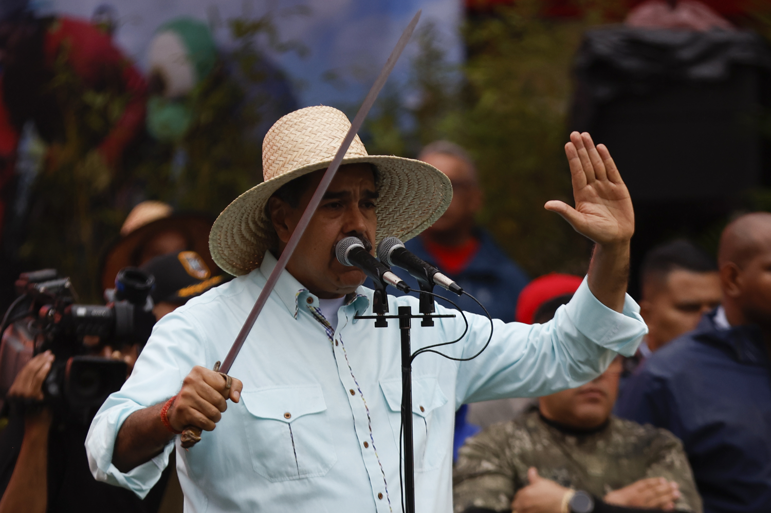 Maduro, ABD'yi Karayip korsanlarına benzetti