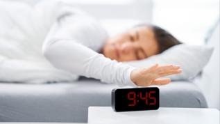 Vücut saatiniz neden alarmdan önce sizi uyandırıyor?