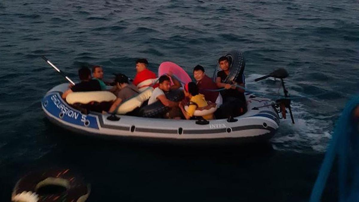 Muğla'da 29 göçmen kurtarıldı