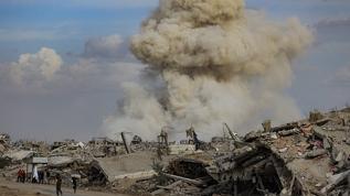 Katil İsrail ateşkese rağmen Gazze'de saldırılar düzenlemeye devam ediyor