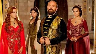 Meryem Uzerli'yle özdeşleşti! Bakın Muhteşem Yüzyıl'da Hürrem için düşünülen ilk isim kimmiş