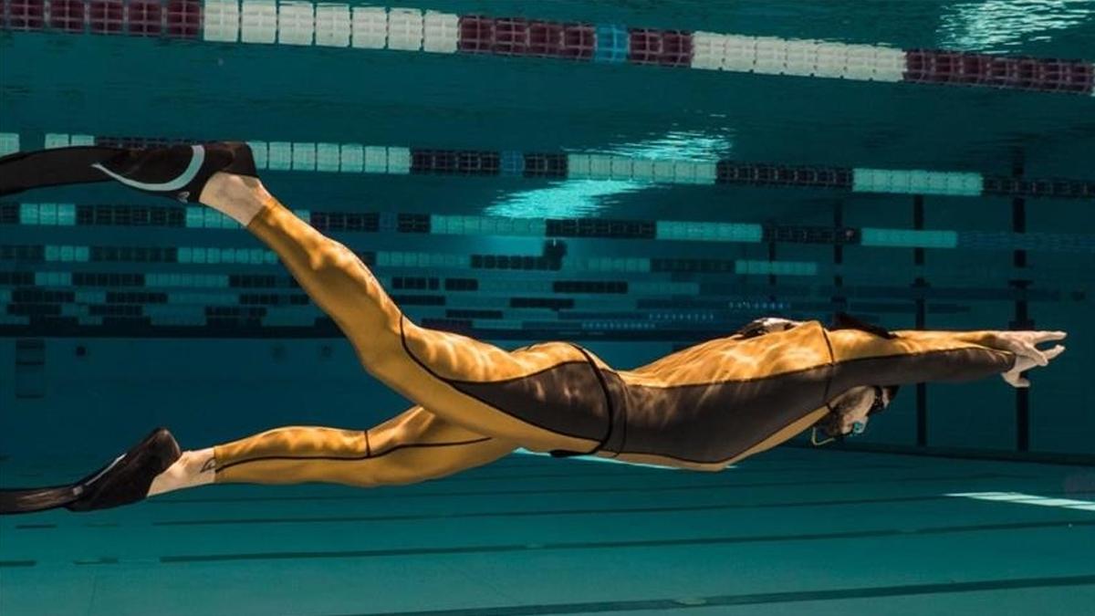 İnanılmaz rekor: Serbest dalıcı yarım saatten fazla nefes tutabildi