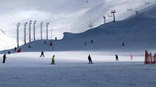 Meteoroloji açıkladı! Kayak merkezlerinde en fazla kar kalınlığı Palandöken'de ölçüldü
