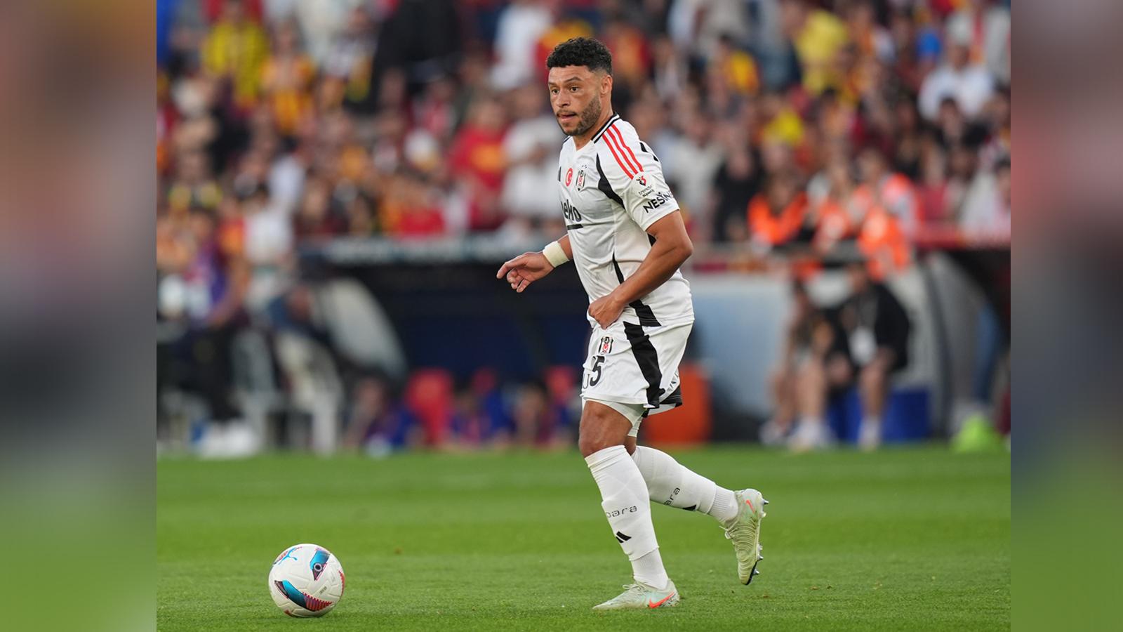 Alex Oxlade-Chamberlain, Premier Lig'e geri dönüyor