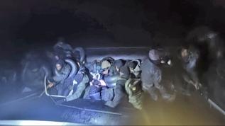 İzmir'de düzensiz göçmen operasyonu: Onlarca kişi yakalandı