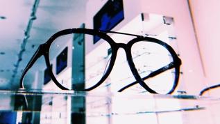 Otomatik odaklanmalı gözlükler artık gerçek! İşte yeni teknolojisi