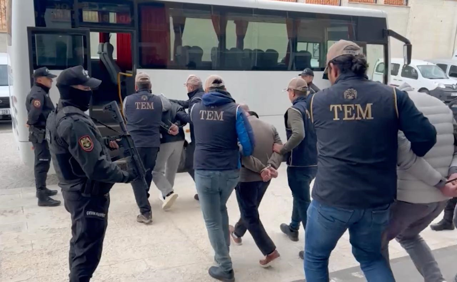 Kırşehir'de terör örgütü operasyonu: Zanlılar cezaevine gönderildi