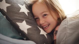 Dermatologlar uyarıyor! Yastık izlerini görmezden gelmeyin