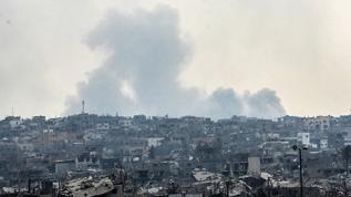 Soykırımcı İsrail, Gazze'yi yine hava saldırılarıyla hedef aldı