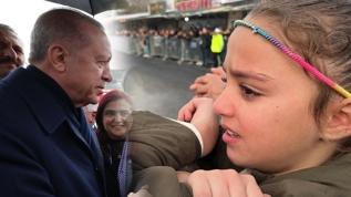 Minik Dilek'in 'Recep Dede' sevinci! Gözyaşlarını tutamadı