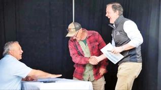 Patrondan çalışanlara jest! 240 milyon dolar ikramiye dağıtacak