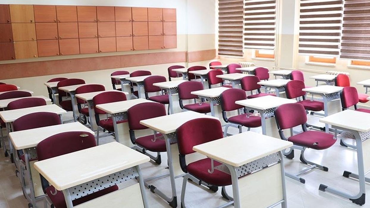 MEB bu yıl "hayalet sınıf" kuran 48 özel okulun ruhsatını iptal etti