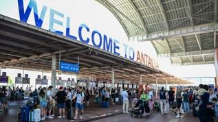 Antalya turizminde üst üste rekor yılı! Bakan Ersoy duyurdu