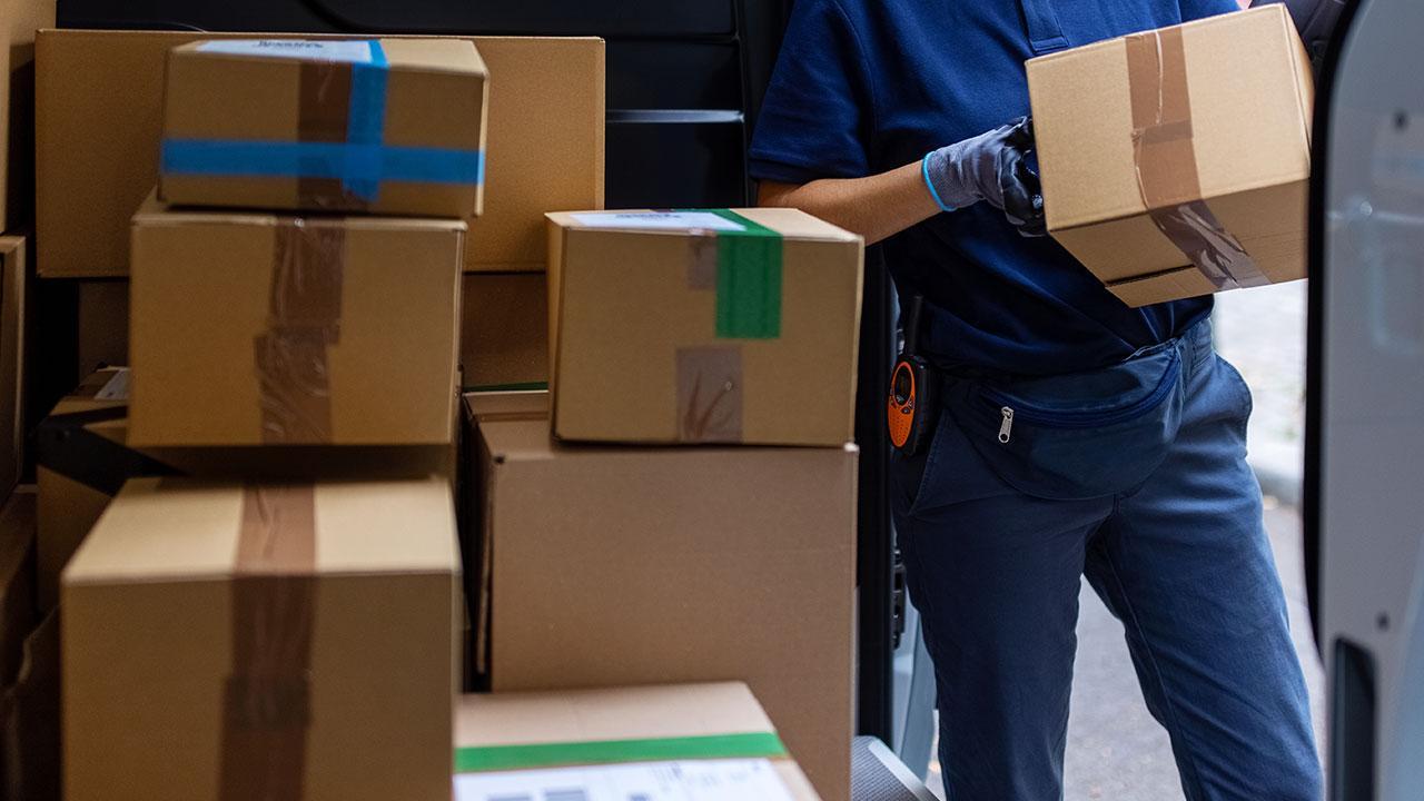 Gümrük işlemleri için posta ve kargo şirketlerine yeni düzenlemeler