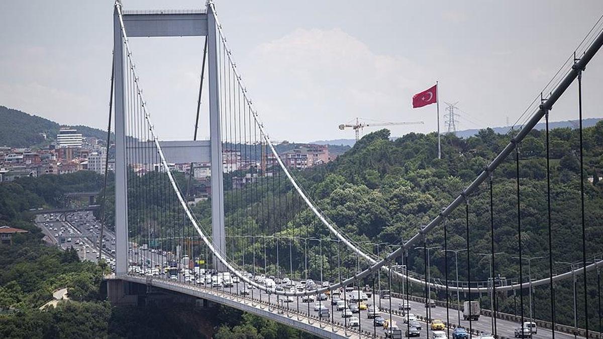 Otoyol ve köprülerden 1 milyar araç geçişi