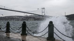 Meteorolojiden İstanbul ve İzmir de dahil 14 ile fırtına ve kuvvetli yağış uyarısı!