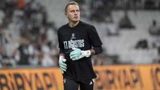 Beşiktaş ile sözleşmesini feshetti! Mert Günok Fenerbahçe yolunda