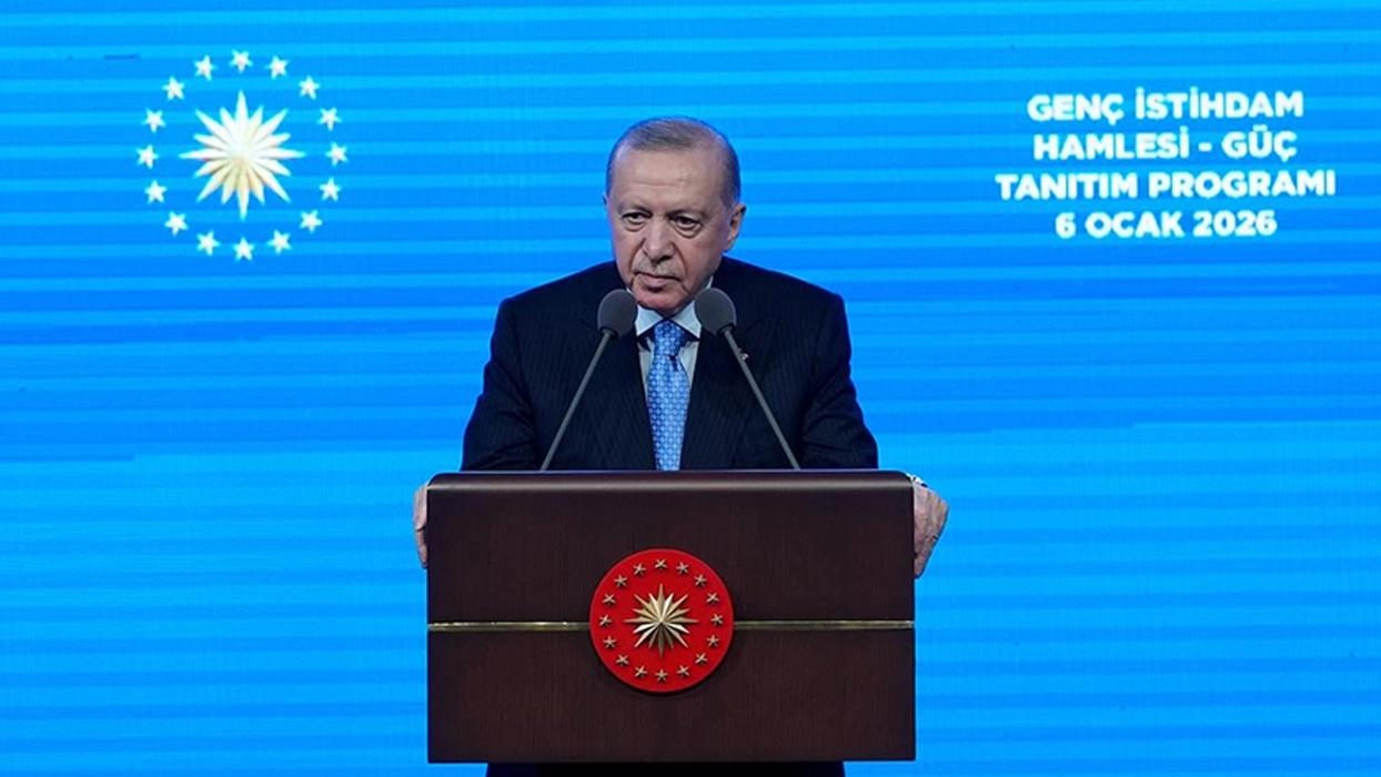 Cumhurbaşkanı Erdoğan'dan gençlere müjde: 18-25 yaş arası gençlerin ilk 6 ay maaşı devletten