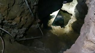 Define ararken canlarından olacaklardı