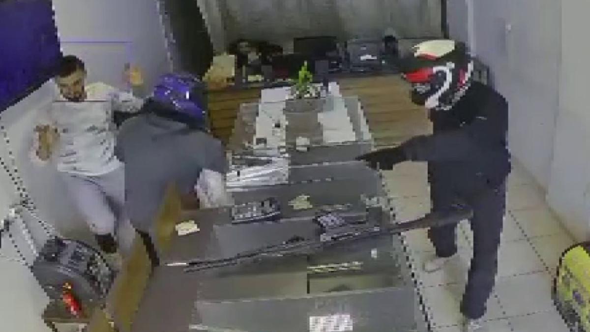 Filmleri aratmayan soygun: 22 milyonluk vurgun 3 dakika sürdü