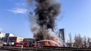 Ankara'da Emniyete ait otoparkta çıkan yangın söndürüldü