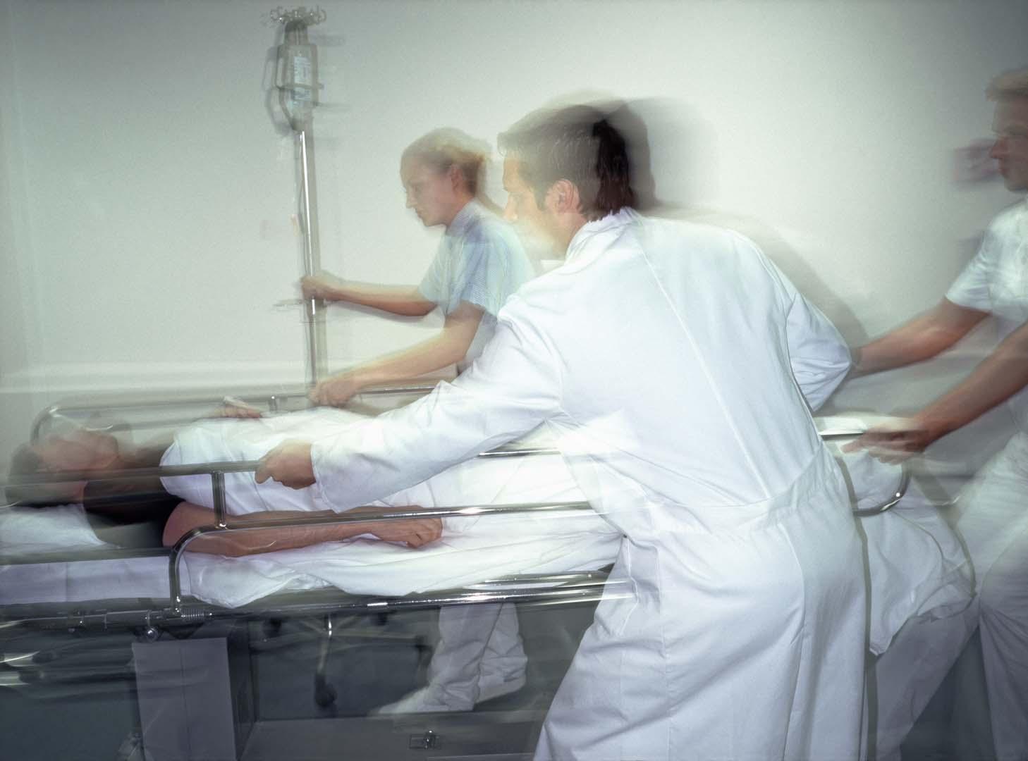 Şaşırtıcı keşif! İnsan vücudu ölürken görünür ışık yayıyor