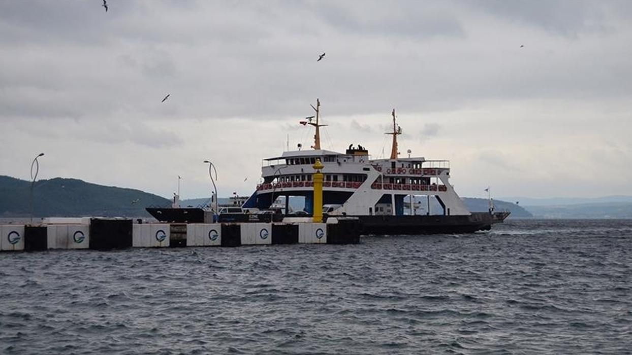 Gökçeada ve Bozcaada feribot seferleri fırtına nedeniyle bugün yapılamayacak