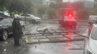 İstanbul'daki fırtınanın etkisi sürüyor