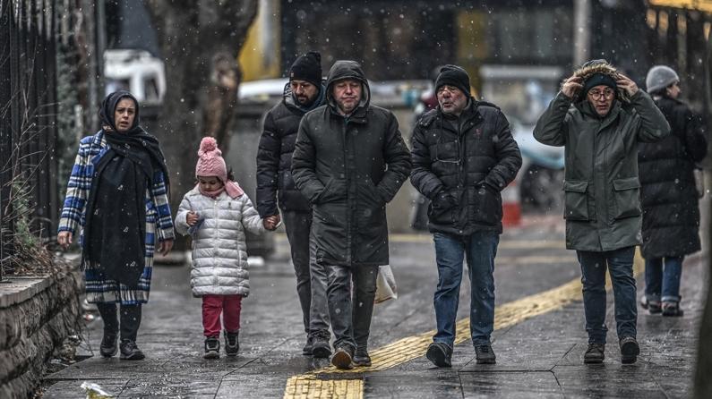Ankara'da kar yağışı