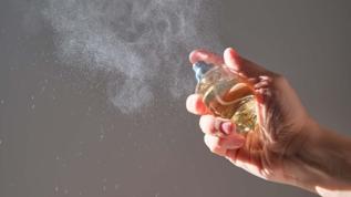 Dermatolog açıkladı! Parfüm ve güneş kombinasyonu neden tehlikeli?