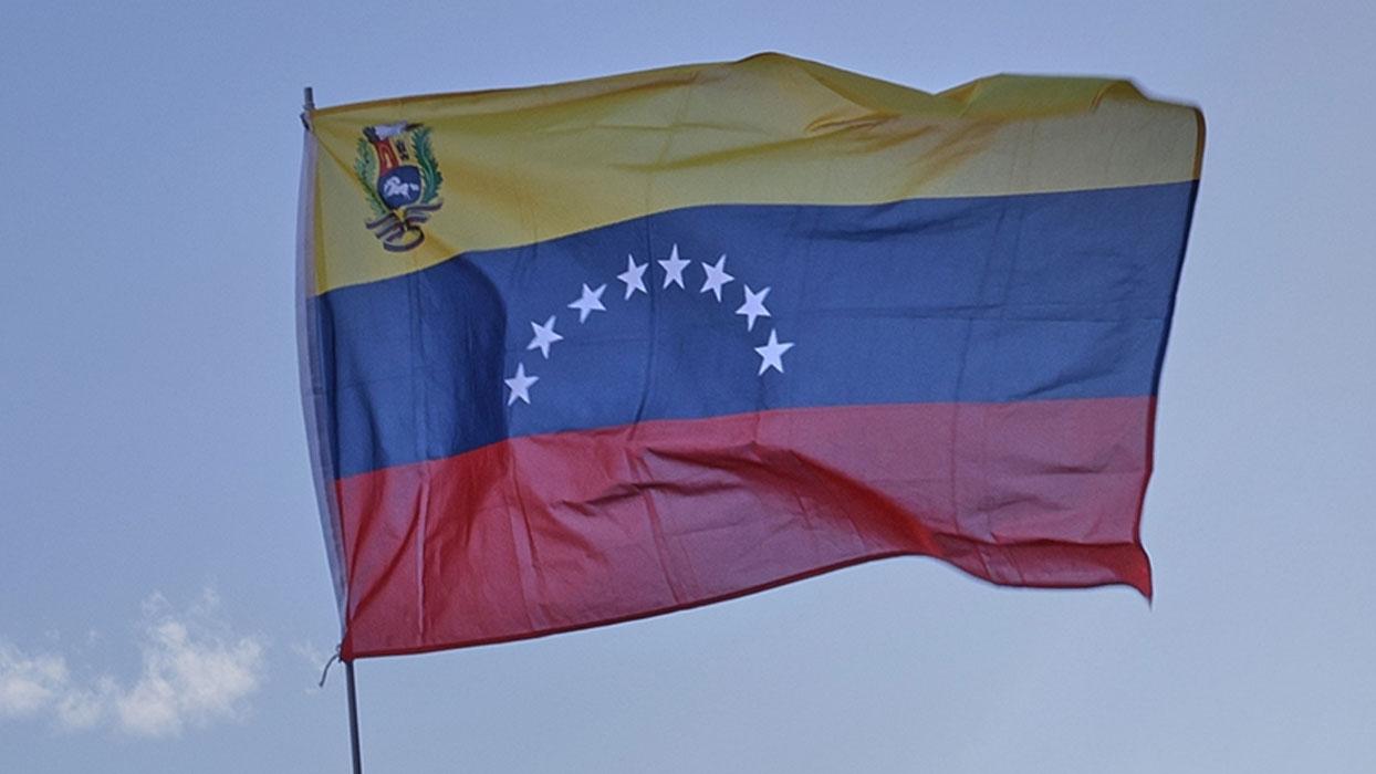 Venezuela petrol gelirlerini sağlık sistemi için kullanacak