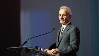 Bakan Uraloğlu: Dış hatlarda uçuş ağımızı 133 ülkede 356 noktaya yükselttik