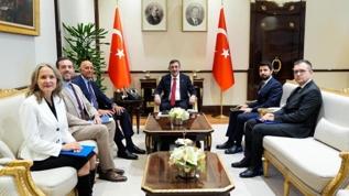 Cumhurbaşkanı Yardımcısı Yılmaz, ABD Büyükelçisi Barrack'ı kabul etti