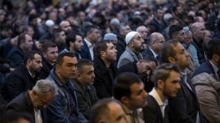 Cuma hutbesinde dikkat çeken mesaj: İstismarcılar İslam'ı kendi düşüncelerine hapsederler