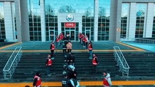 Helikopter destekli uyuşturucu operasyonu: Zehir tacirleri yakalandı