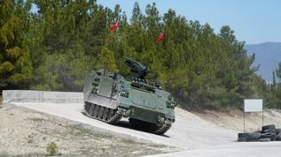 Mehmetçiğin sahadaki gücüne güç katacak! Türkiye'nin ilk E-ZPT'si görücüye çıktı