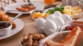 Düşük karbonhidratlı kahvaltı kan şekerini nasıl kontrol ediyor?