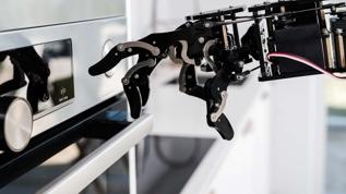 Robotlar dokunmayı öğreniyor! Bilim insanlarından şaşırtan deney