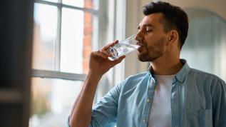 Oslo Üniversitesi'nde ağır su deneyi! Kendi üzerinde denedi