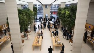 iPhone Fold'un 3D görüntüleri Çin'den sızdı