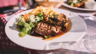 Restoran yemeklerinde tuz oranı düşündüğünüzden fazla olabilir