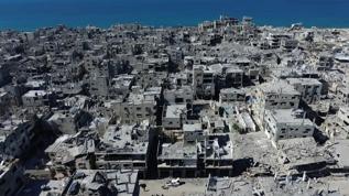 Soykırımcı İsrail'den Gazze'ye hava saldırısı: Üç Filistinli şehit oldu