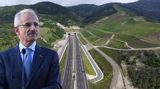 Bölünmüş yollarda 30 bin kilometrelik dev eşik aşıldı... ''Zamandan 768 milyon saat tasarruf sağladık''