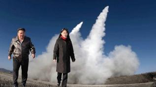 Kuzey Kore yeni roketatar sistemini başarıyla test etti