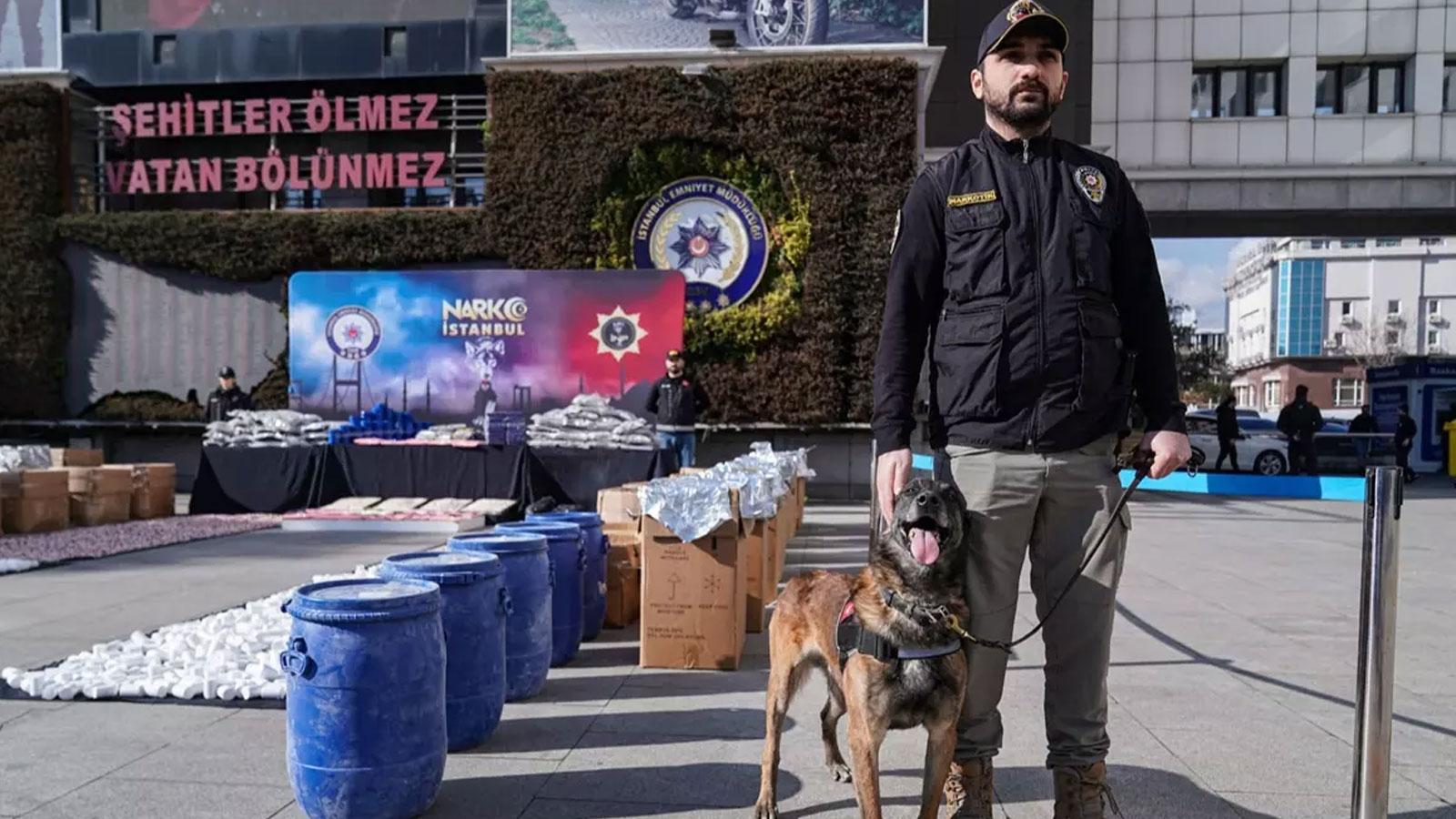 Zehir tacirlerine darbe: Kilolarca uyuşturucu ele geçirildi