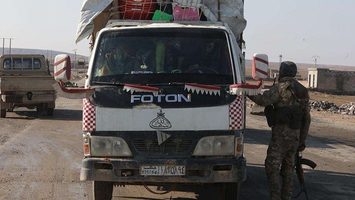 Cephe hatlarında gergin bekleyiş sürüyor! Suriye ordusu ve YPG'nin Haseke'deki temas noktası görüntülendi