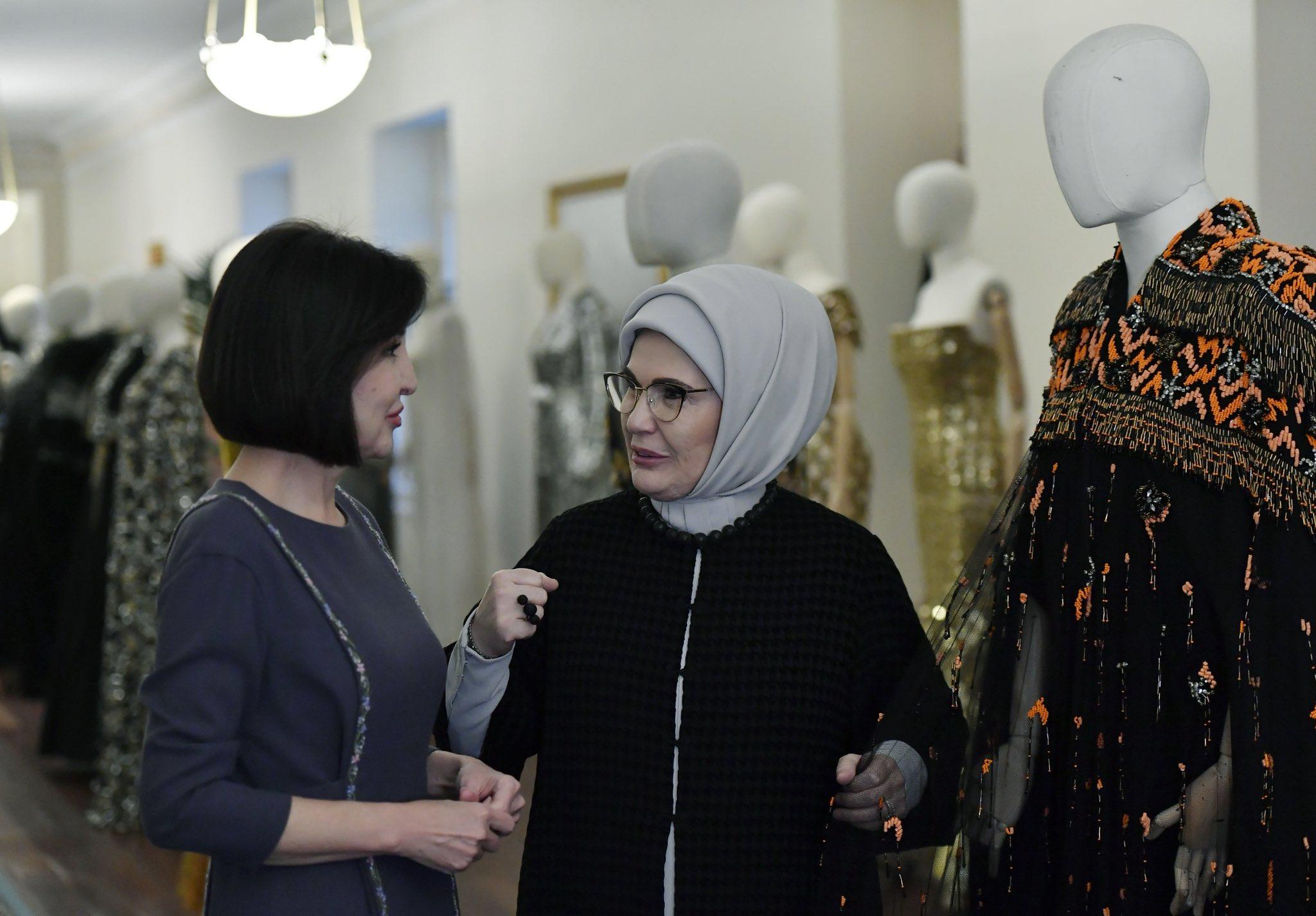 Emine Erdoğan, Özbekistan Cumhurbaşkanı'nın eşi Mirziyoyeva ile bir araya geldi